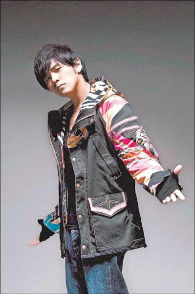 张馨予周杰伦视频截图_周杰伦2018收入视频