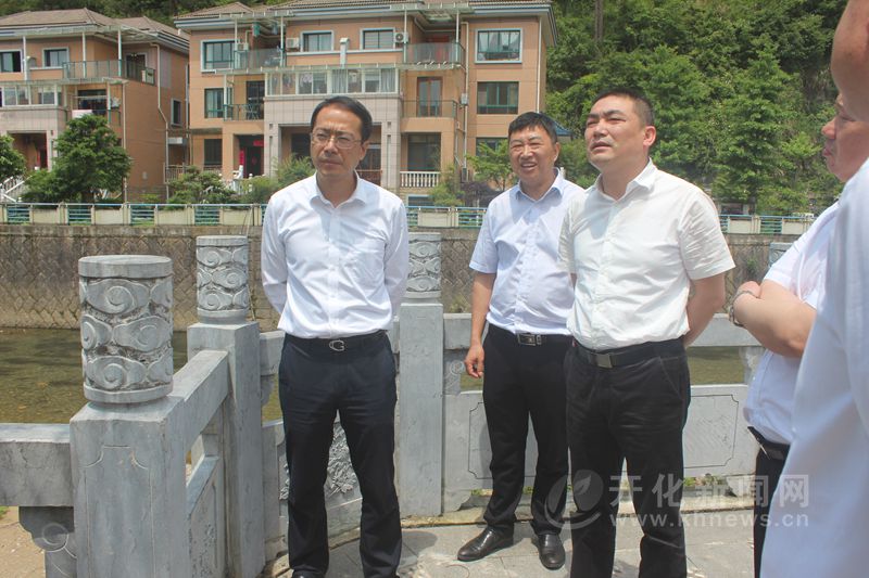 县委副书记,县长鲁霞光带队开展"五水共治"工作督查