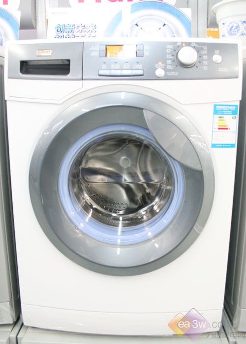 12554914_715086.jpg
